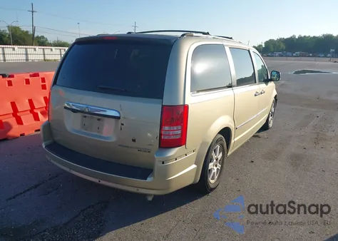 2010 Chrysler Town & Country New Limited из США, поврежденный, VIN 2A4RR7DX6AR321958